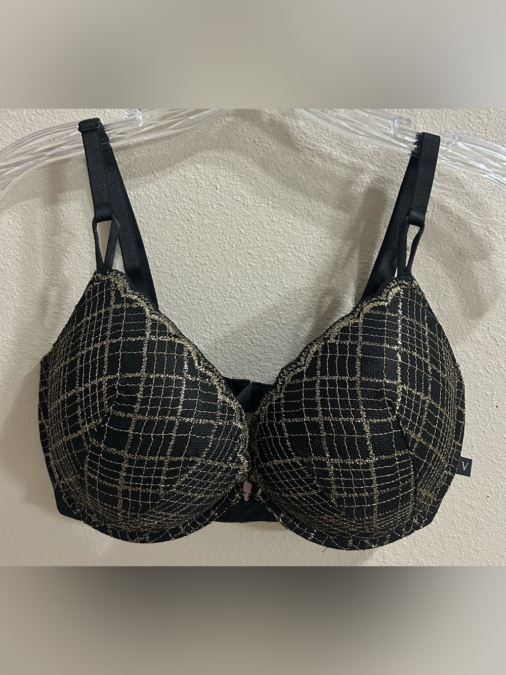 Victorias Secret Push Up Bra 34DD Black Gold Shimmer Multi Way Straps Padded